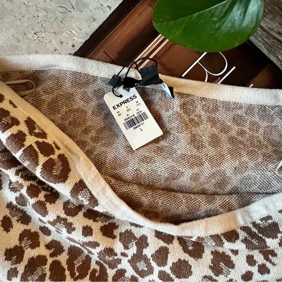 Strapless Leopard Sweater Tube Top Express XL NWT - Picture 6 of 10